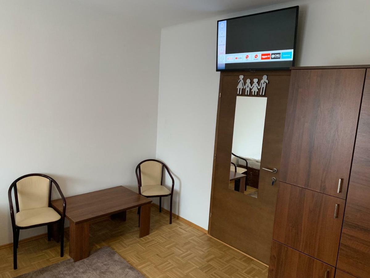 451 Rooms Graz Bagian luar foto